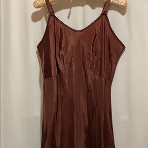 VINTAGE 40’S WONDER MAID TAFFETA SLIP SZ 36